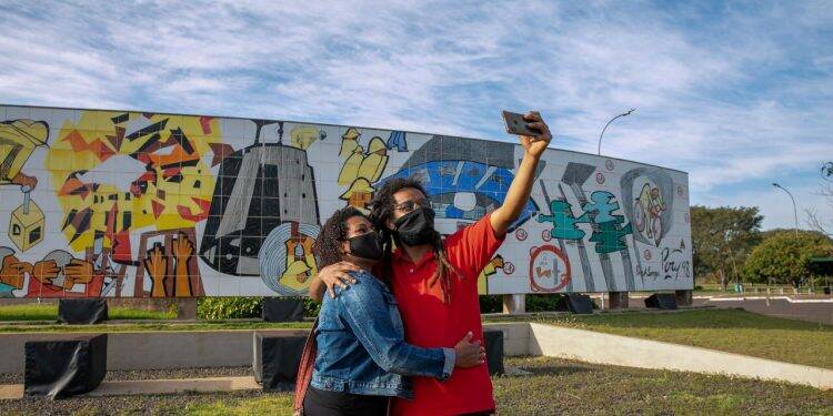 Itaipu recebe no lado brasileiro da usina 4.463 visitantes no feriadão de Natal