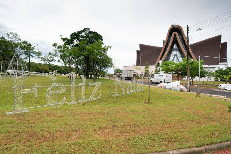 Natal de Luzes da Itaipu também poderá ser visto em circuito de sistema drive-thru