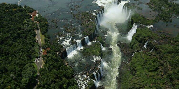 Parque Nacional do Iguaçu terá horário especial na alta temporada