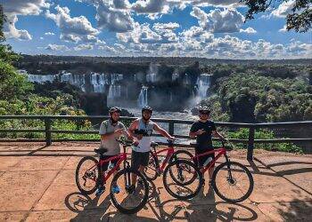 Foz do Iguaçu sobre duas rodas: hotéis estimulam passeios de bicicleta ao ar livre