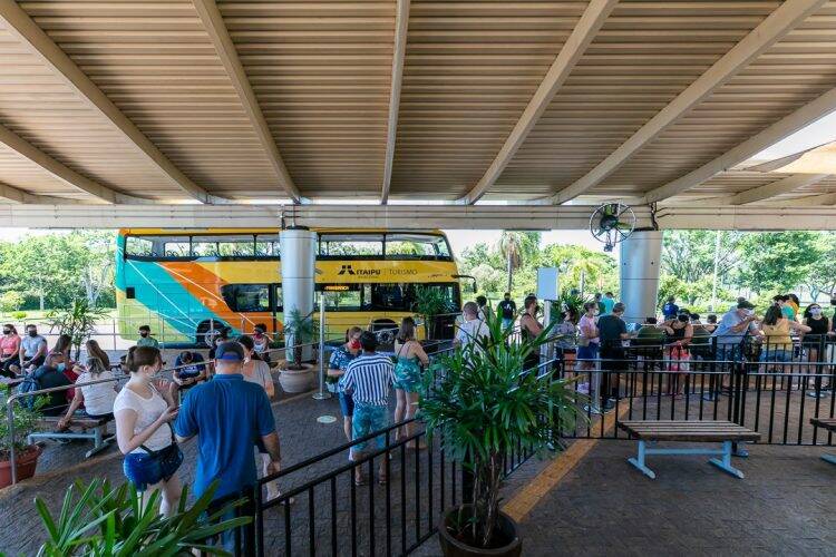 Turismo seguro de Itaipu dá show e prepara surpresas para feriadão do Ano-Novo