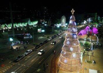 Prefeito de Cascavel autoriza funcionamento do comércio 24h por dia de 19 a 30 de dezembro