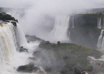 Cataratas do Iguaçu está com vazão normal após o longo período de estiagem
