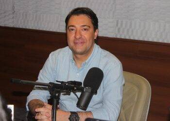 Deputado Giacobo tem princípio de AVC e é internado às pressas