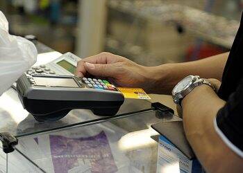 Caixa inicia operação do Programa Emergencial de Acesso a Crédito, voltado a empreendedores