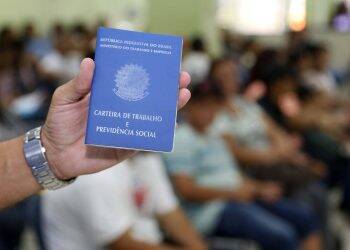 Paraná dobra saldo de empregos e chega a 61 mil novas vagas em 11 meses