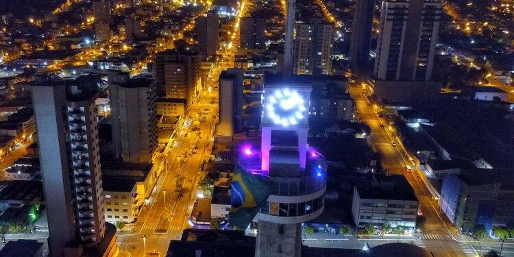 Governo do Paraná prorroga toque de recolher por mais dez dias