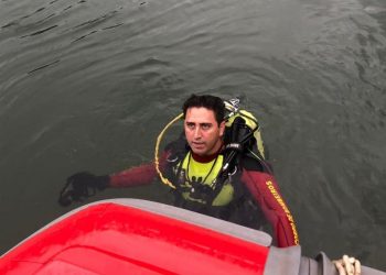 Bombeiros fazem buscas por rapaz que desapareceu no Rio Paraná