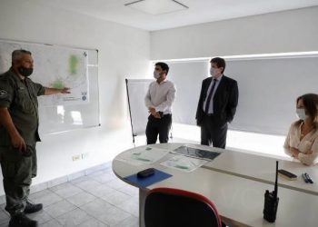 Segurança argentina recebe equipamentos de comunicação para a região de fronteira