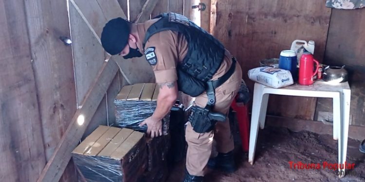 Policia Militar apreende 180kg de maconha no Portal da Foz