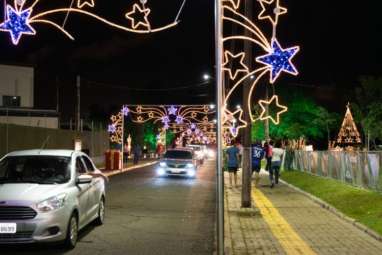 Natal de Luzes de Itaipu reforça turismo religioso da Catedral Nossa Senhora de Guadalupe, em Foz