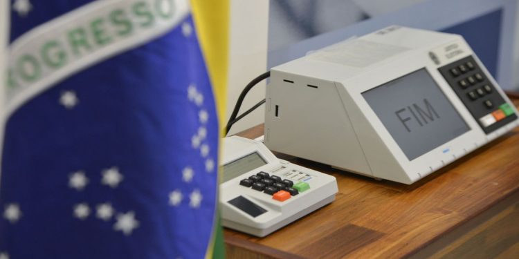 TSE distribuiu R$ 934 milhões entre partidos políticos em 2020