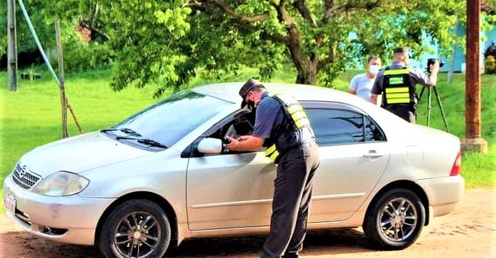 No Paraguai, Patrulla Caminera intensifica fiscalização de irregularidades no trânsito