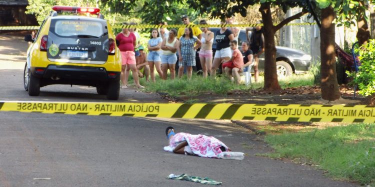 Primeiro homicídio do ano: rapaz é morto a tiros na Vila C