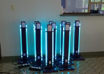 Servidores da UNILA fabricam torres de desinfecção para ajudar no combate à Covid-19