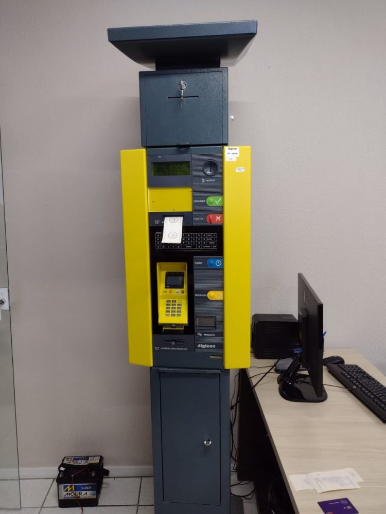 Novo equipamento para pagamento de estacionamento (ESTARFI) está em teste