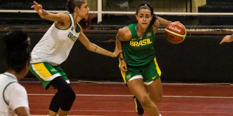 Jogadora de basquetebol de Foz do Iguaçu é convocada para Copa América