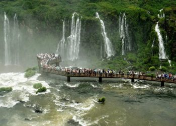 Números de dezembro confirmam retomada do turismo em Foz do Iguaçu