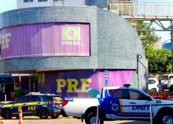 “Cruze Seguro”: PRF fiscaliza 19 caminhões e apreende 13 por má conservação em Foz