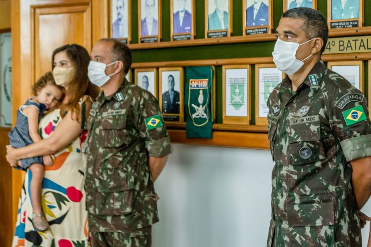 Exército troca comando em Foz do Iguaçu