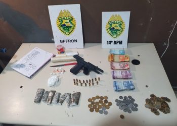 Polícia Militar apreende drogas, arma, munições e dinheiro em Foz
