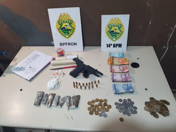 Polícia Militar apreende drogas, arma, munições e dinheiro em Foz