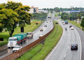 Iluminação da BR-277 vai reduzir acidentes entre Foz e São Miguel