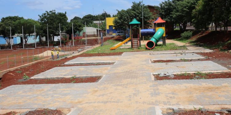 Prefeitura de Foz investe na construção de áreas de lazer no bairro Cidade Nova