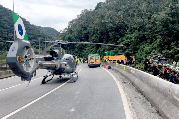 Após ter percorrido mais de 3,3 mil km, ônibus estava a menos de 200 km do destino; 19 pessoas morreram