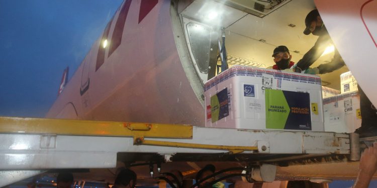 Foz ficará com 3193 doses da vacina contra a Covid-19 destinadas à 9ª Regional