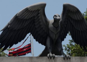 Incêndio no Ninho do Urubu completa 2 anos e vítimas são homenageadas