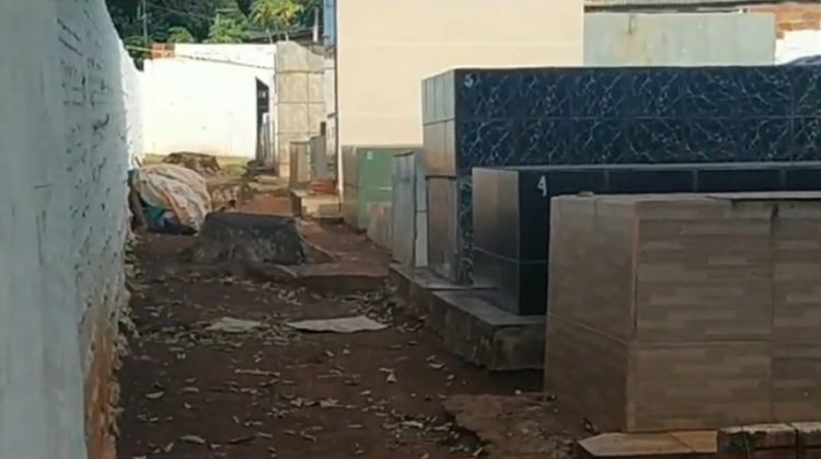 Homem é morto a tiros dentro do cemitério de Três Lagoas