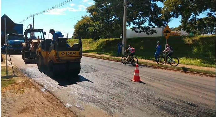 Prefeitura instala novos redutores de velocidade em Foz