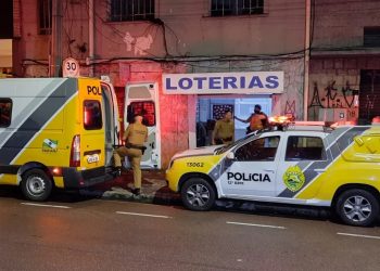 Em Curitiba, polícia flagra suspeito estuprando funcionária de lotérica após assalto; vídeo