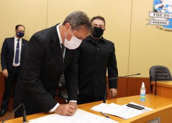 Justiça Eleitoral aceita ação com pedido de impugnação do mandato de Chico Brasileiro e vice