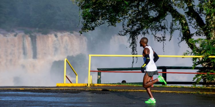 Moradores pagam menos para participar da Meia Maratona das Cataratas