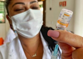 Foz do Iguaçu recebe mais 3.193 doses de CoronaVac