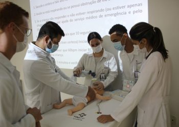 Costa Cavalcanti promove curso de Urgência e Emergência Neonatal e Pediátrica