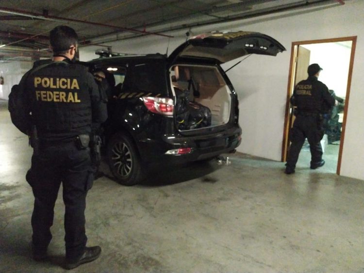 PF apreende carga de 220kg de cocaína no Porto de Paranaguá