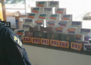 PRF apreende cinquenta celulares no oeste