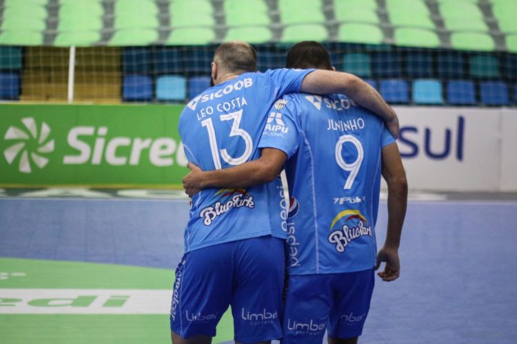 Foz Cataratas segue para quartas de final da Taça Brasil em primeiro no grupo