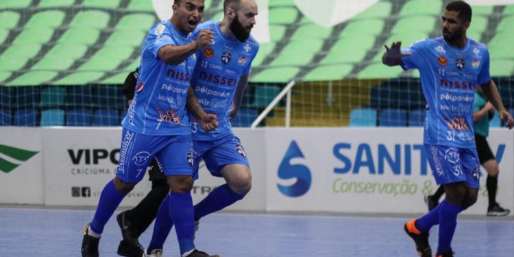 Foz Cataratas segue para quartas de final da Taça Brasil em primeiro no grupo