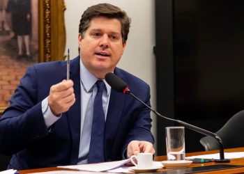 MDB nacional dissolve diretório do Paraná