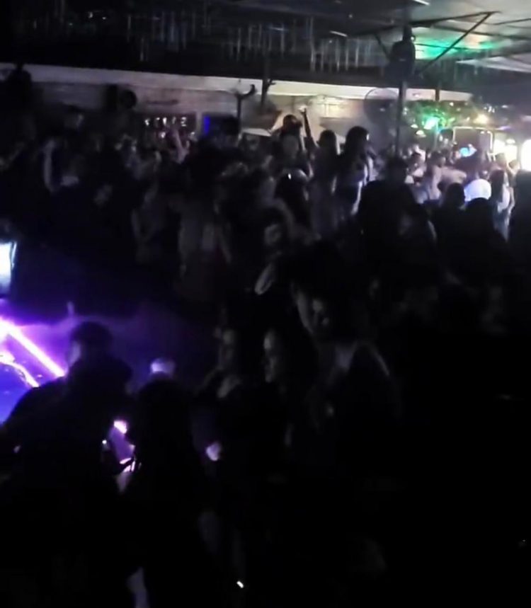 Com restrições em Foz, brasileiros participam de balada com aglomeração em CDE