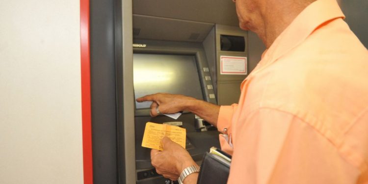 Bancos não terão expediente durante feriado de carnaval