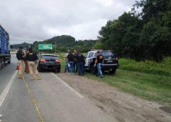 Polícia prende suspeito de matar casal na BR-277 e divulga imagens para identificar segundo envolvido