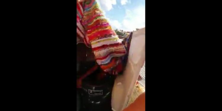 Polícia Militar resgata criança que vivia acorrentada dentro de Barril; vídeo