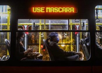 Multa de até R$ 550 por falta ou uso inadequado de máscara começa a valer em Curitiba