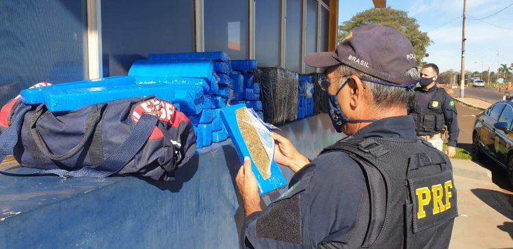PRF apreende 150 toneladas de drogas no Paraná em 2020 e registra novo recorde histórico