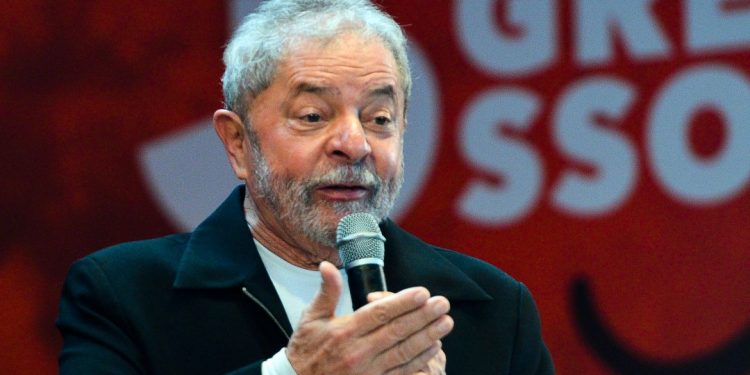 Fachin anula processos de Lula na Lava Jato, e petista fica elegível